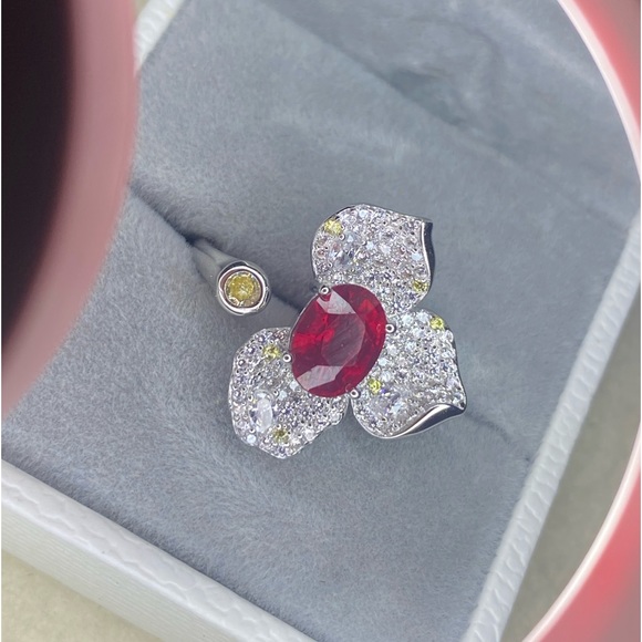 Unique Designer Natural Myanmar Ruby Ring - Picture 14 of 15